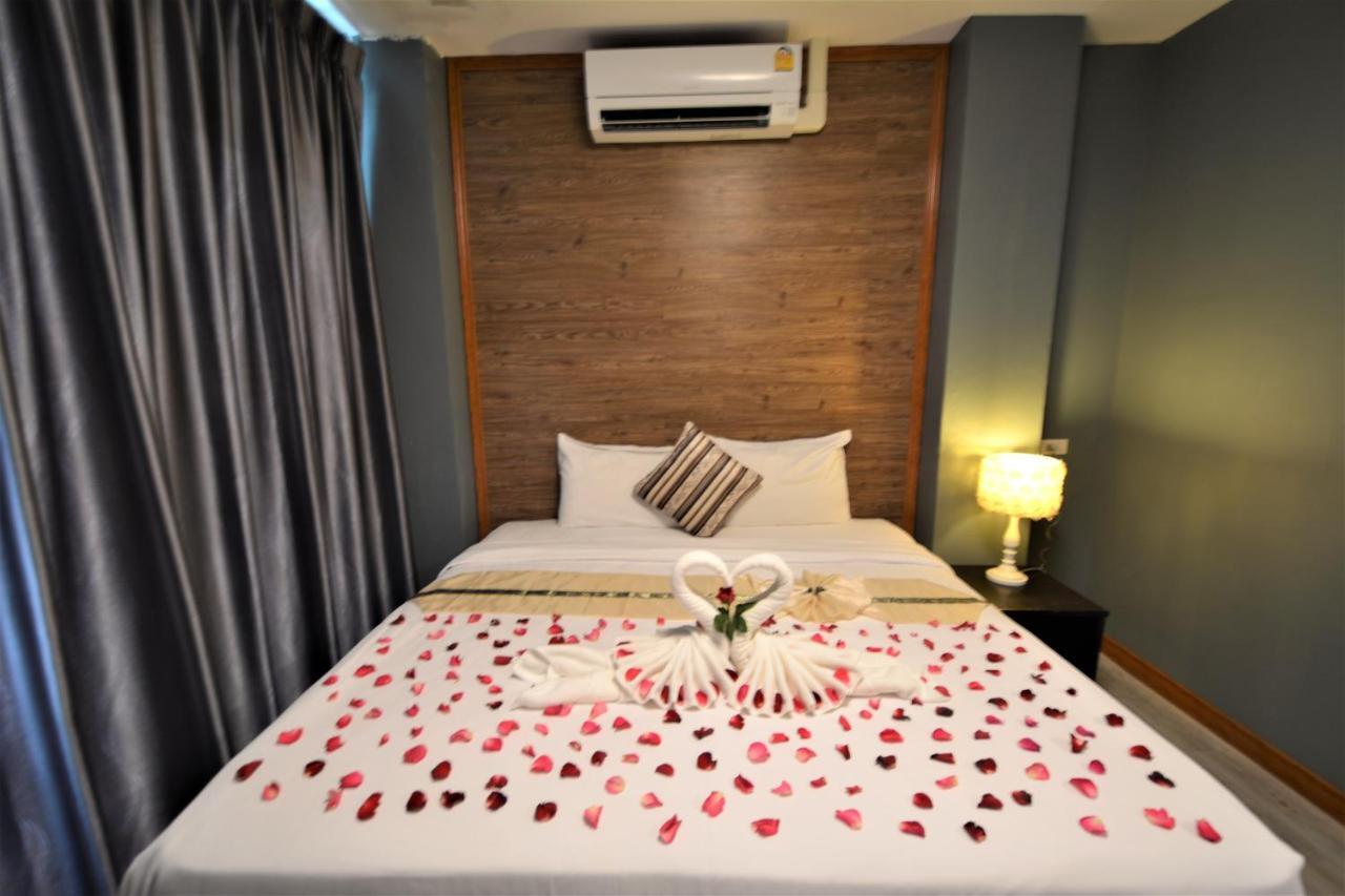 Lavender Patong Hotel Экстерьер фото